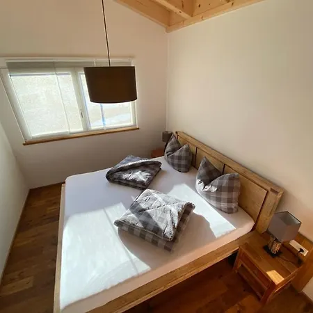 Haus Anton Lebt Appartement Pettneu am Arlberg Buitenkant foto