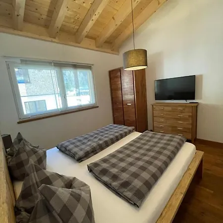 Haus Anton Lebt Appartement Pettneu am Arlberg Buitenkant foto