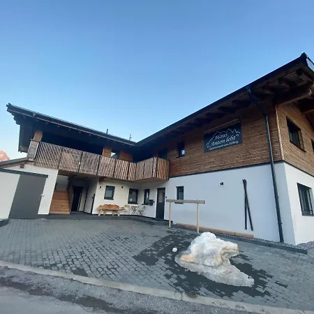 Haus Anton Lebt Appartement Pettneu am Arlberg Buitenkant foto