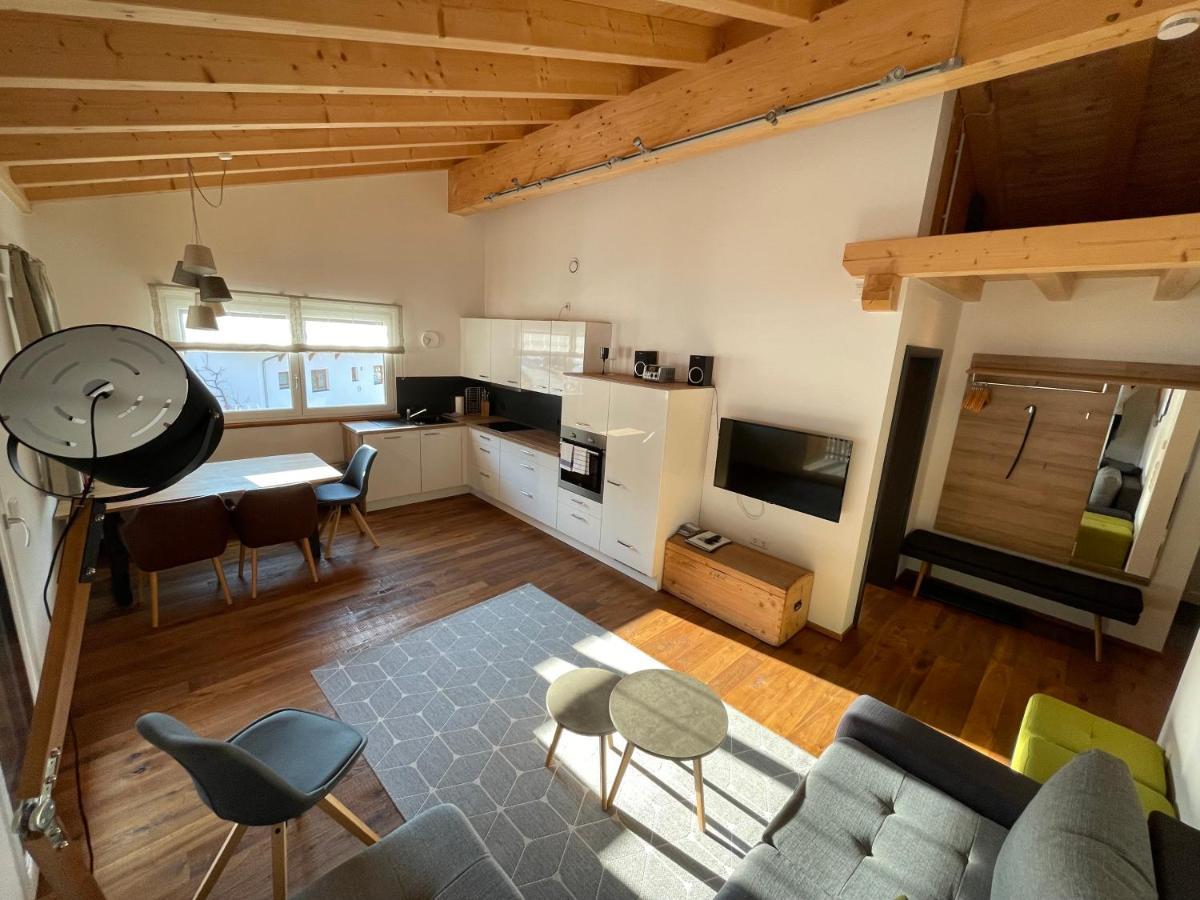 Haus Anton Lebt *